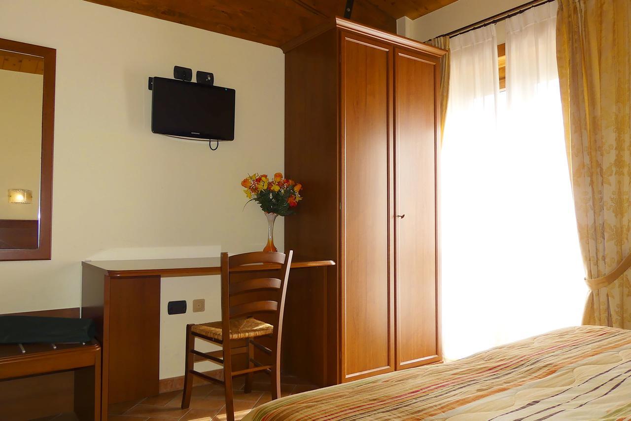 Villa Montotto Monterubbiano Zewnętrze zdjęcie